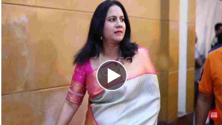 ಅಪ್ಪು ಅಗಲಿದ ನಂತರ ಇದೇ ಮೊದಲ ಬಾರಿಗೆ ಮದುವೆ ಮನೆಯಲ್ಲಿ ಸಖತ್ ಗ್ಲಾಮರಸ್ಸಾಗಿ ಕಾಣಿಸಿಕೊಂಡ ಅಶ್ವಿನಿ.! ಈ ವಿಡಿಯೋ ನೋಡಿ